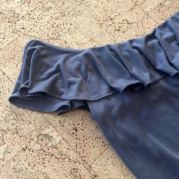 American Eagle Outfitters One Shoulder Ruffle Top - Picture 2 of 6